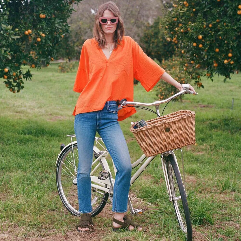 MOTHER Mid Rise Dazzler Crop jeans (Wash: Different Strokes), size 26